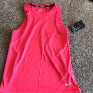 Workout Top NWT
